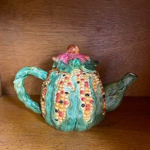 Porcelain Corn Cobb Tea Pot